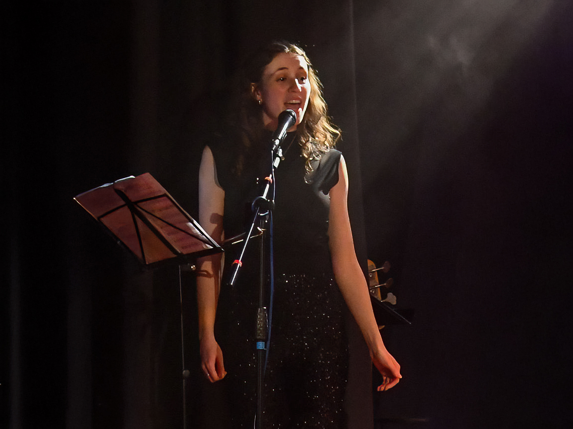 Hannah Vocals Violin